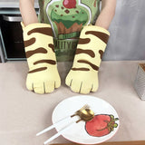 Cute Cat Paws Oven Mitts Baking Oven Gloves Anti-scald Microwave Heat Resistant Insulation Non-slip Gloves Tiger Pattern